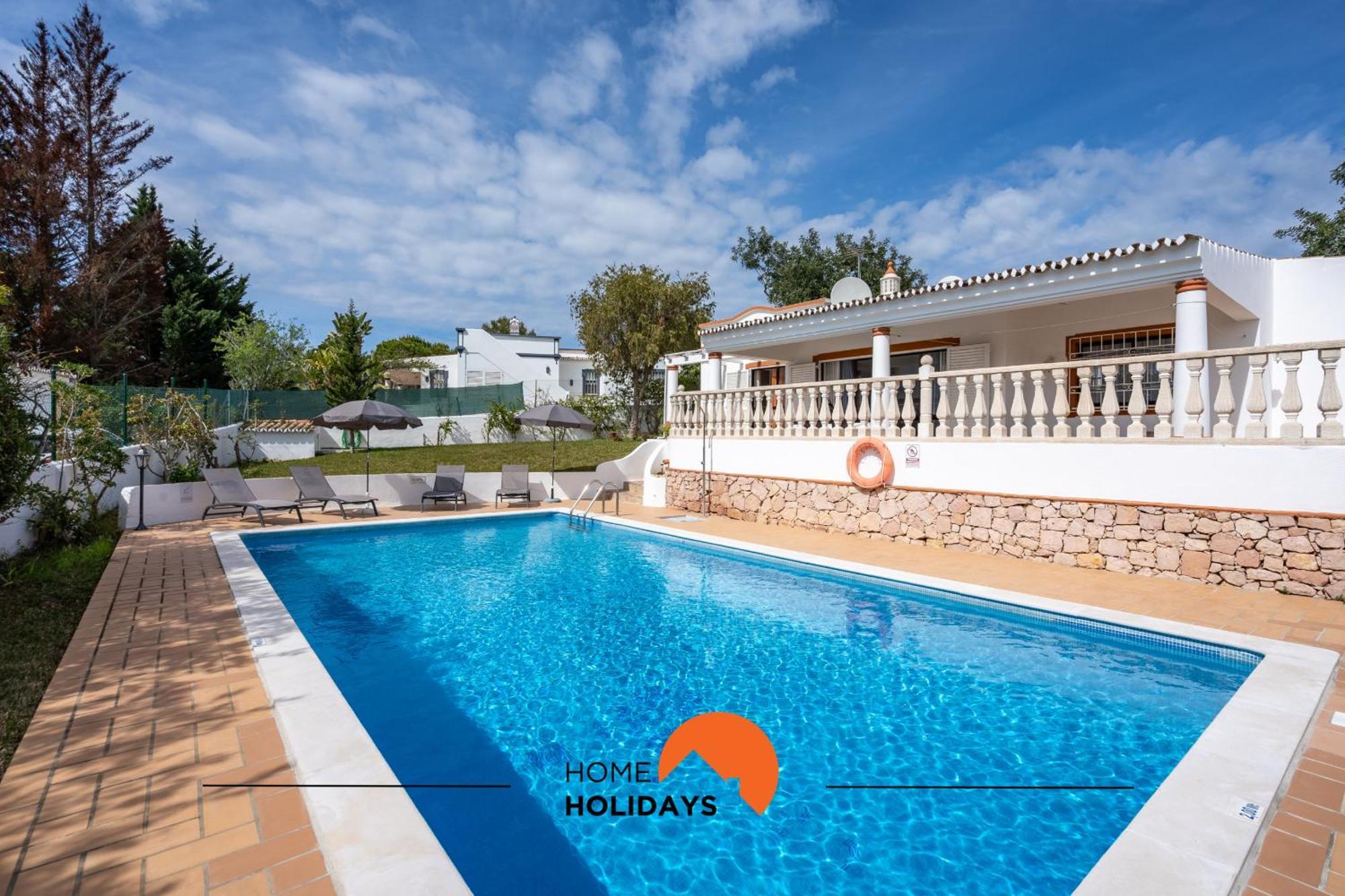 #207 Haja Saude By Holidays