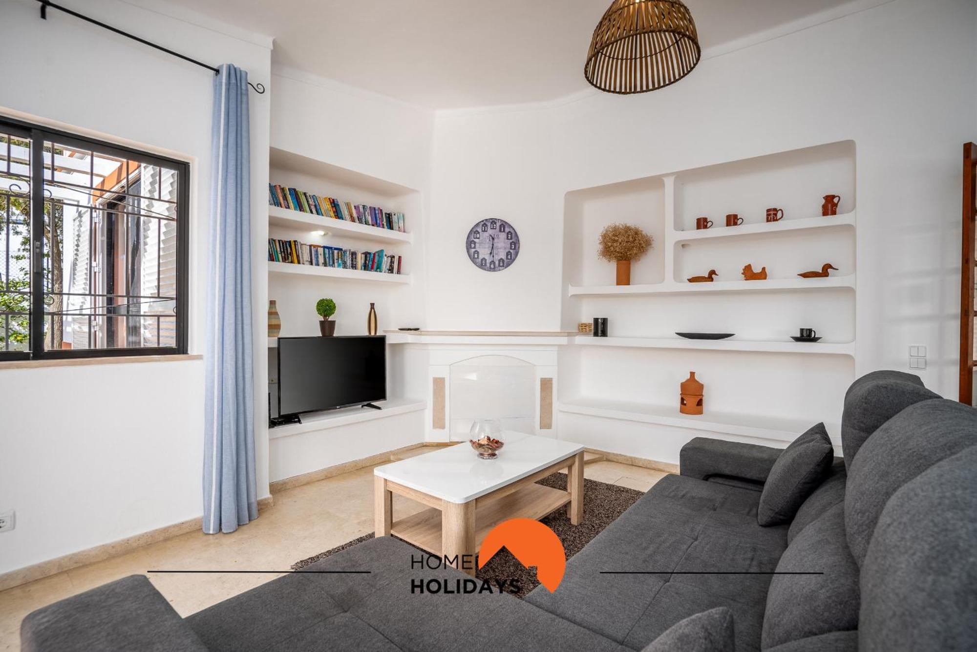 #207 Haja Saude By Holidays Villa *